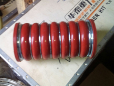 Патрубок интеркулера A7 (ДВС D10, D12) HOWO A7 WG9925530058 фото 1 Нижний Тагил